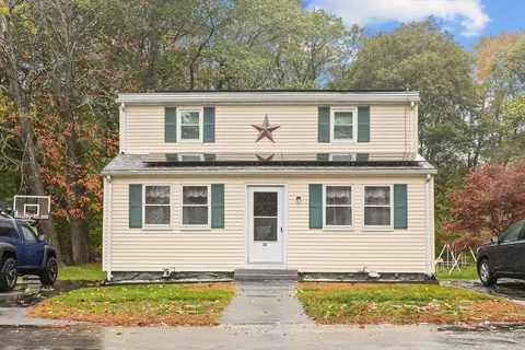 28 Lennon St, Gardner, MA 01440
