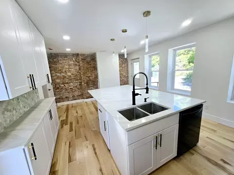 Kitchen - 321 Riverside Dr, Northampton, MA 01062 photo 2 of 2