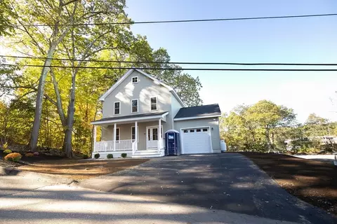 39 Legate Hill Rd, Leominster, MA 01453