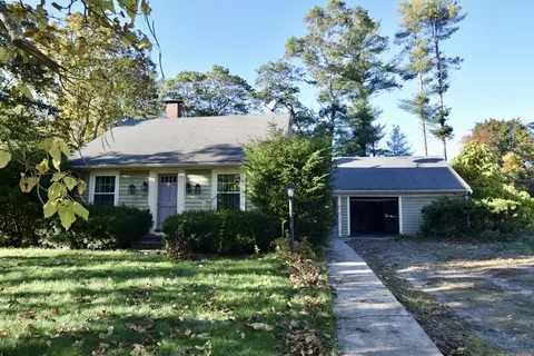 218 Auburn St, Bridgewater, MA 02324