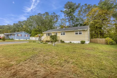4 Marble Rd, Enfield, CT 06082
