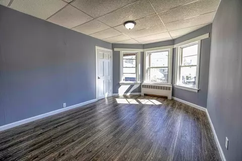 15 Higgins St, Fall River, MA 02724 photo 8