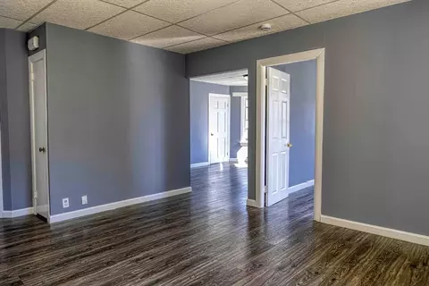 15 Higgins St, Fall River, MA 02724 photo 4