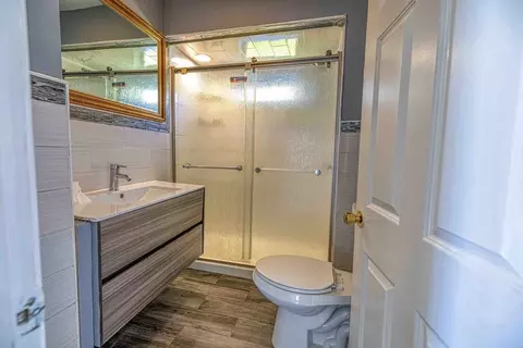 15 Higgins St, Fall River, MA 02724 photo 9