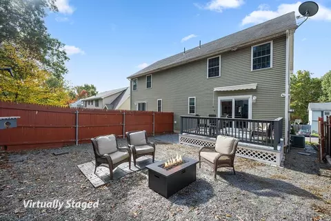 Exterior - 44 Dixfield St, Worcester, MA 01606 photo 3 of 5