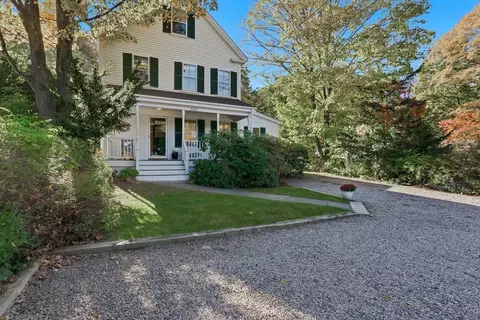 1040 High St, Dedham, MA 02026