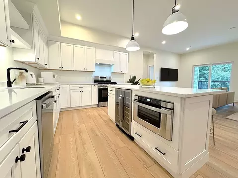 90 E Central St #105, Franklin, MA 02038 photo 2