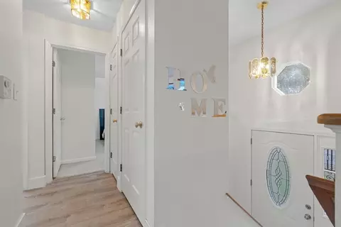 Entry Way - 53 Bigelow Rd, Webster, MA 01570 photo 2 of 3