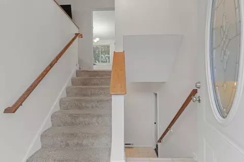 Entry Way - 53 Bigelow Rd, Webster, MA 01570 photo 3 of 3