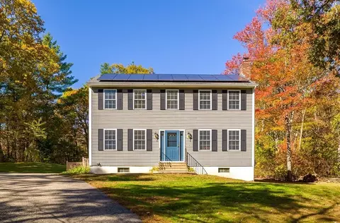 9 Town Farm Rd, North Brookfield, MA 01535