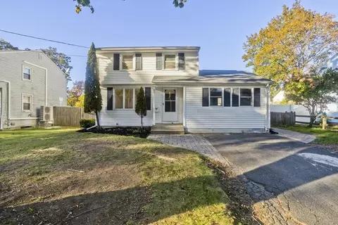 80 Tulsa St, Springfield, MA 01118