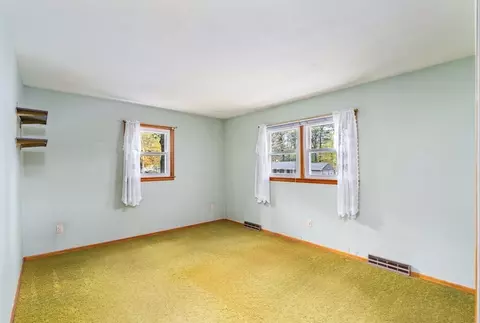 4 Coed Dr, Easthampton, MA 01027 photo 18