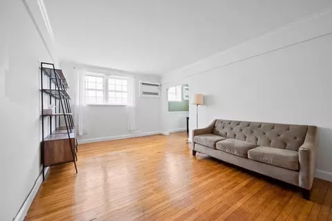56 Elm St #1, Worcester, MA 01609 photo 3