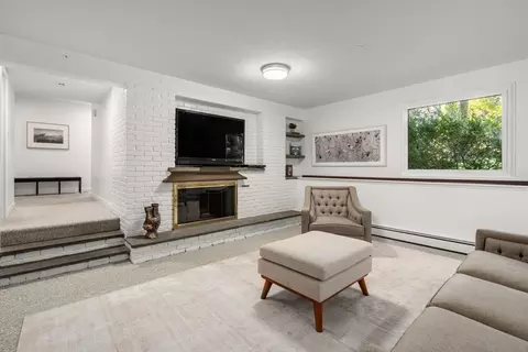 60 Rolling Ln, Weston, MA 02493 photo 28