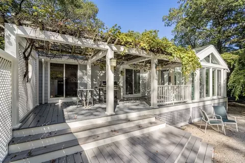 60 Rolling Ln, Weston, MA 02493 photo 31