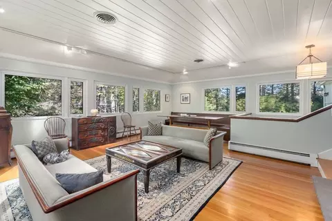 60 Rolling Ln, Weston, MA 02493 photo 8