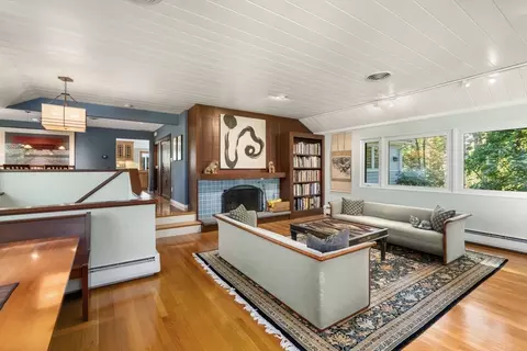 60 Rolling Ln, Weston, MA 02493 photo 6