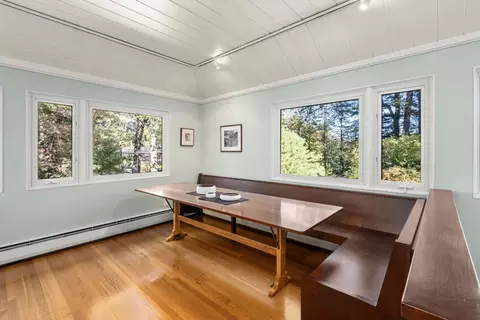 60 Rolling Ln, Weston, MA 02493 photo 9