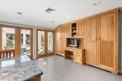 60 Rolling Ln, Weston, MA 02493 photo 14