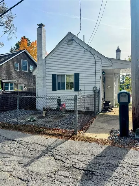 22 Lake Shore Dr, Wayland, MA 01778