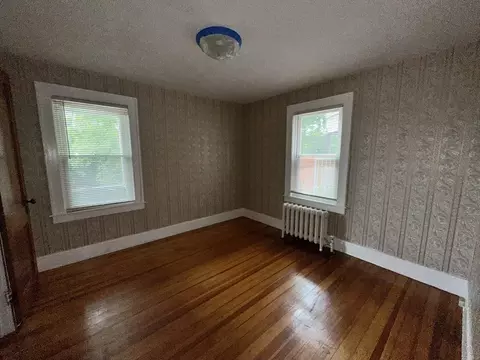 14-16 Chestnut St, Chicopee, MA 01013 photo 6