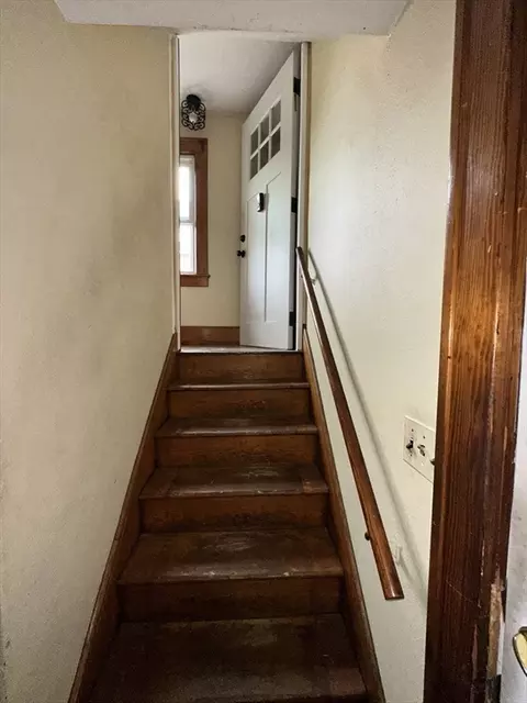 14-16 Chestnut St, Chicopee, MA 01013 photo 11