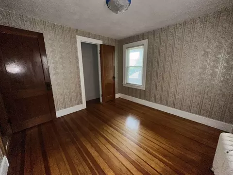 14-16 Chestnut St, Chicopee, MA 01013 photo 7