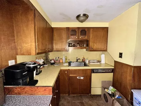 14-16 Chestnut St, Chicopee, MA 01013 photo 12