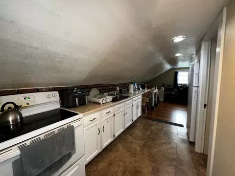 18-22 Chestnut St, Chicopee, MA 01013 photo 11