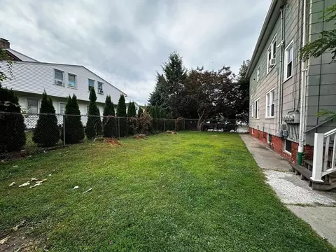 18-22 Chestnut St, Chicopee, MA 01013 photo 2
