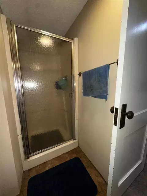18-22 Chestnut St, Chicopee, MA 01013 photo 15