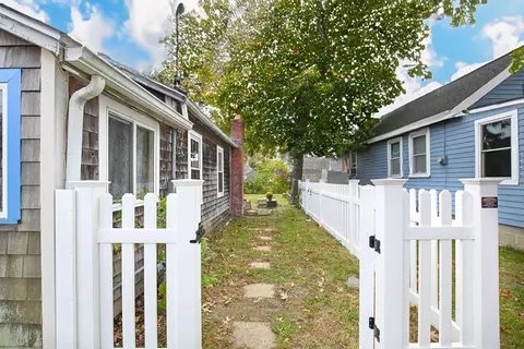 Exterior - 8 Weston Ave, Wareham, MA 02571 photo 2 of 4