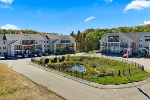216 Reservoir St #103, Holden, MA 01520