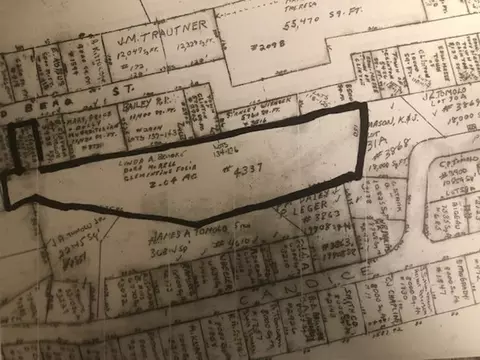 11 Lindbergh St, Clinton, MA 01510