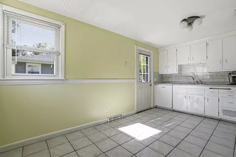 24 Overlook Ave, Dedham, MA 02026 photo 18