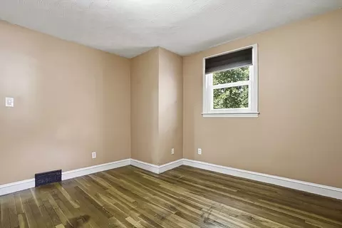 24 Overlook Ave, Dedham, MA 02026 photo 9