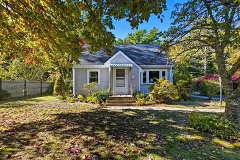 Exterior - 67 Swifts Beach Rd, Wareham, MA 02571 photo 2 of 9