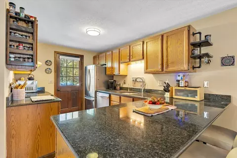 7 Sandy Way, Mashpee, MA 02649 photo 8
