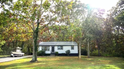 16 Tara Ter, Bourne, MA 02532