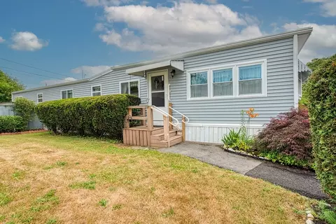 73 Bally Dr, Raynham, MA 02767