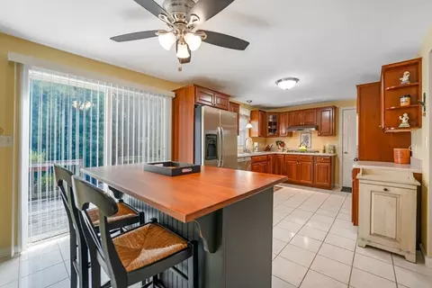 Kitchen - 8 Bachant Way, Wareham, MA 02571 photo 5 of 5
