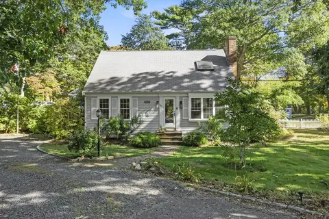 84 Bartlett Rd, Plymouth, MA 02360
