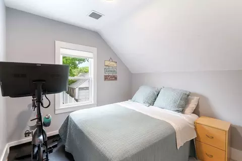 Bedroom - 18 Harding Ter, Dedham, MA 02026 photo 5 of 5