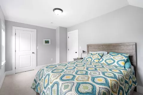 Bedroom - 18 Harding Ter, Dedham, MA 02026 photo 2 of 5