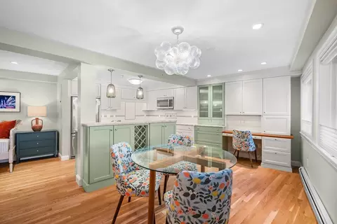 Dining - 24 Lee St #B10, Marblehead, MA 01945 photo 1 of 2