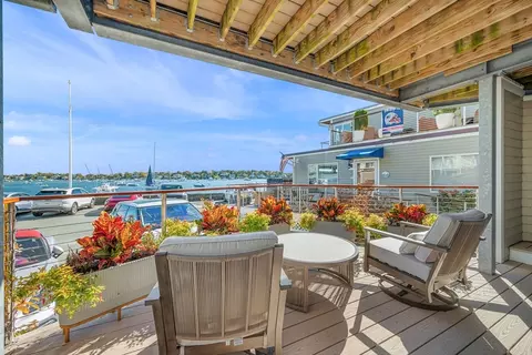 Exterior - 24 Lee St #B10, Marblehead, MA 01945 photo 2 of 5