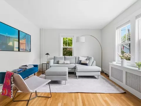 41 Jamaica St, Boston, MA 02130