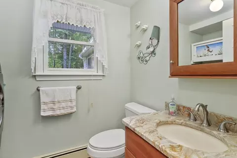 4 Jonathans Way, Upton, MA 01568 photo 13