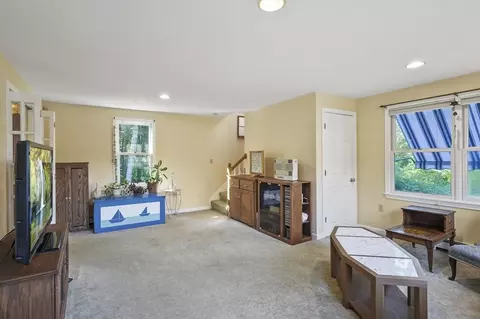 4 Jonathans Way, Upton, MA 01568 photo 23