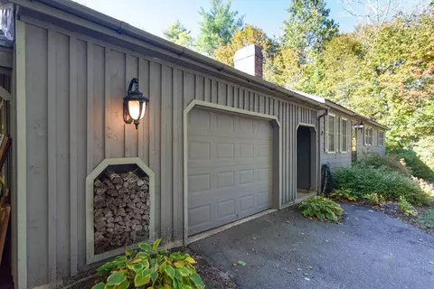 5 Chestnut Dr, Townsend, MA 01469 photo 2